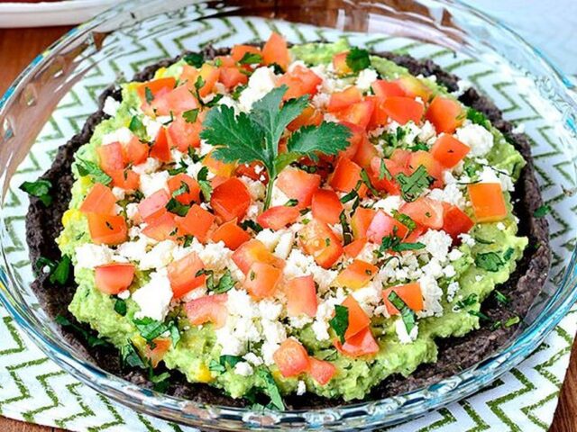 Black bean and sweet corn guacamole dip