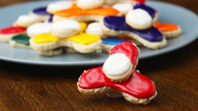 Fidget Spinner Cookies