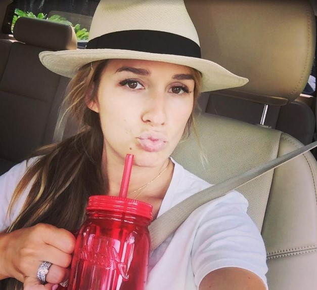 Jessie James Decker