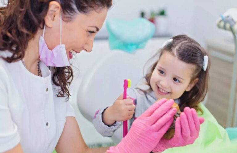 Planning Your Child’s First Trip to the Dentist - 2024 Guide - Health ...