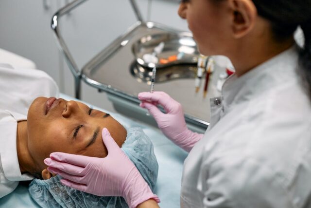 Non-Surgical Aesthetic Treatments- A Comprehensive Guide for Beginners